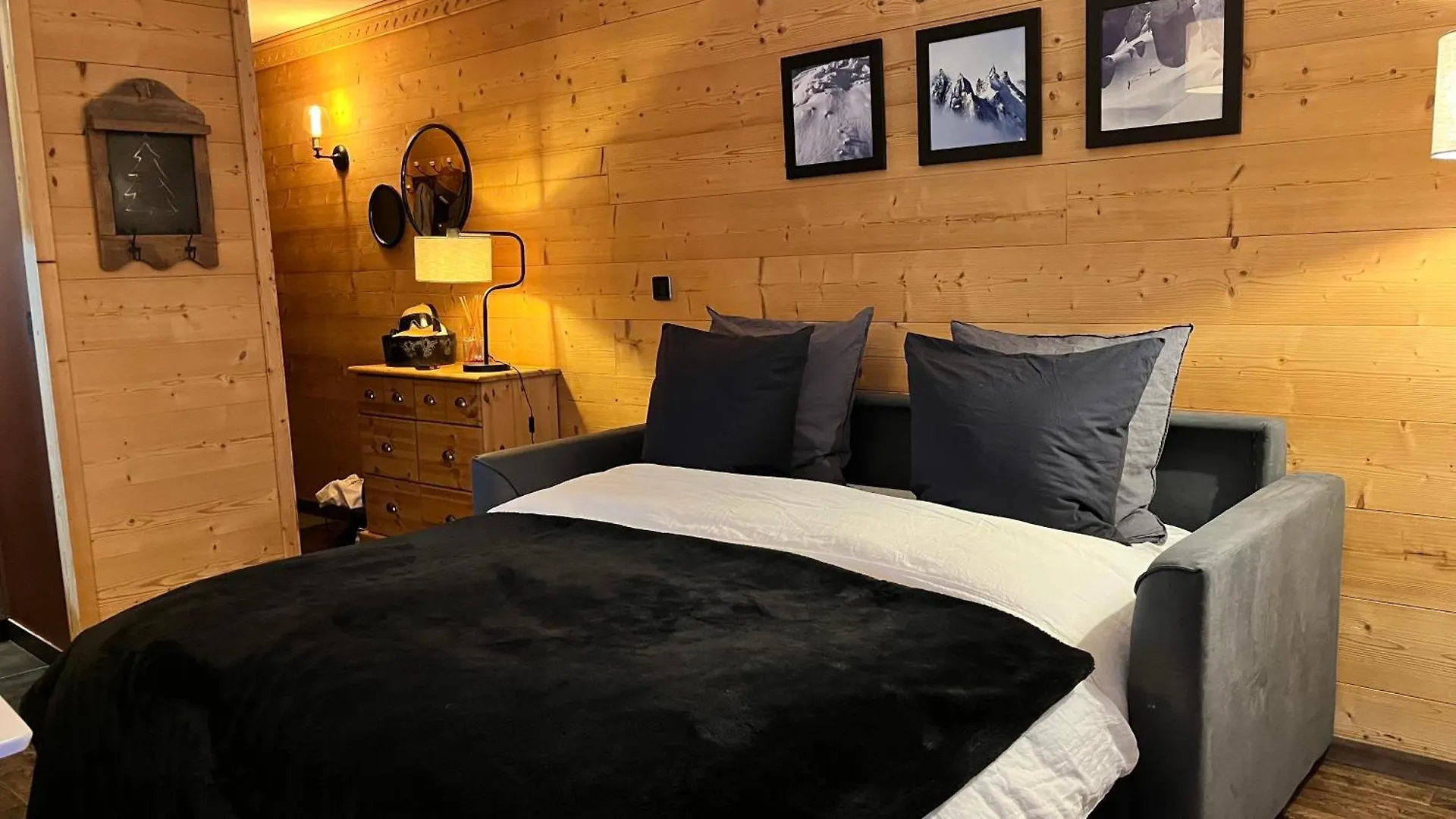 Appartement Type Studio Dans Chamonix Centre 0*,  France