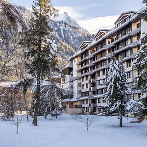Pierre & Le Chamois Blanc Apart-hotel