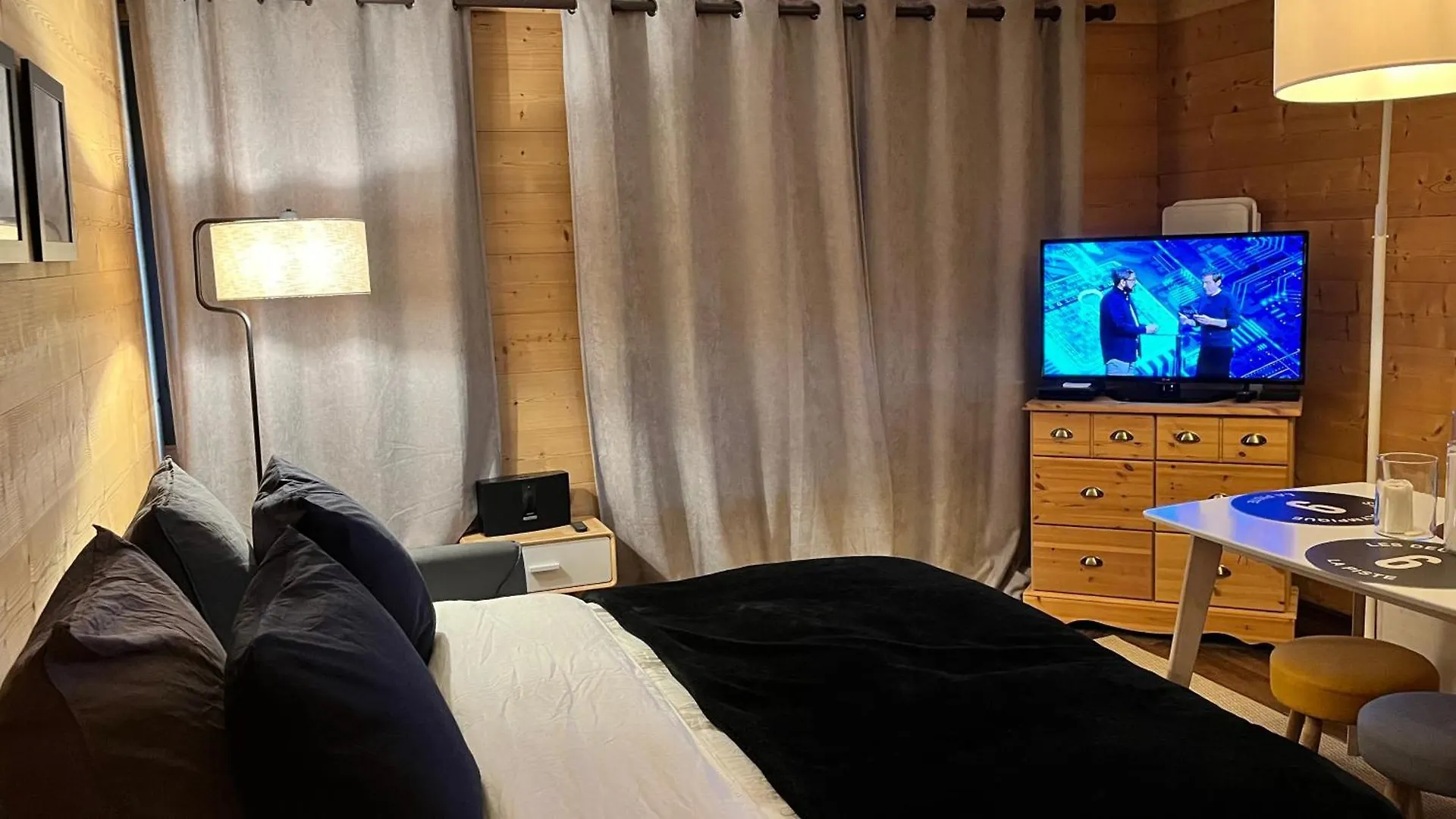 Apartament Appartement Type Studio Dans Chamonix Centre Francja